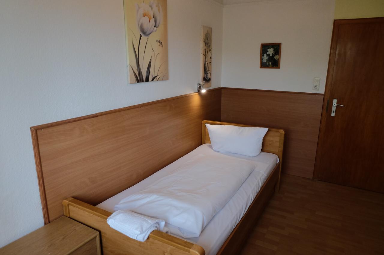 Panorama Hotel Kassel Niestetal Bagian luar foto