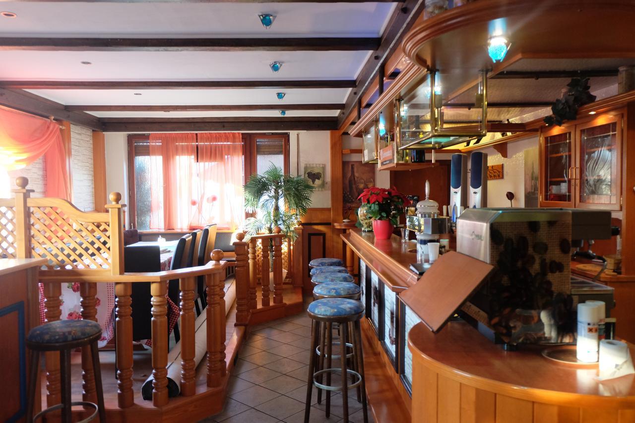 Panorama Hotel Kassel Niestetal Bagian luar foto